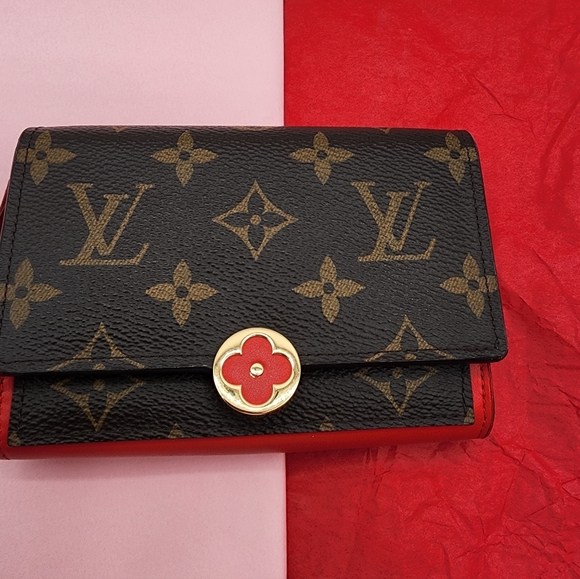Louis Vuitton Monogram Flore Compact Wallet - Picture 11 of 12